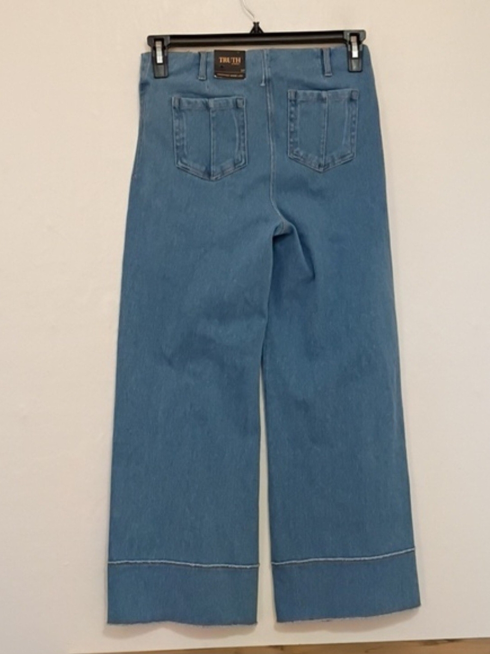 NWOT TRUTH by REPUBLIC-Wide-Leg Jeans in Light Blue - Denim SIZE- S